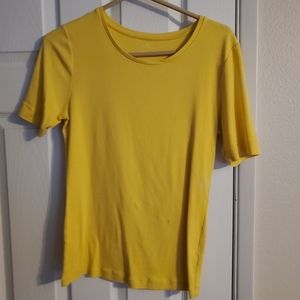 Yellow Worthington soft tee shirt Large